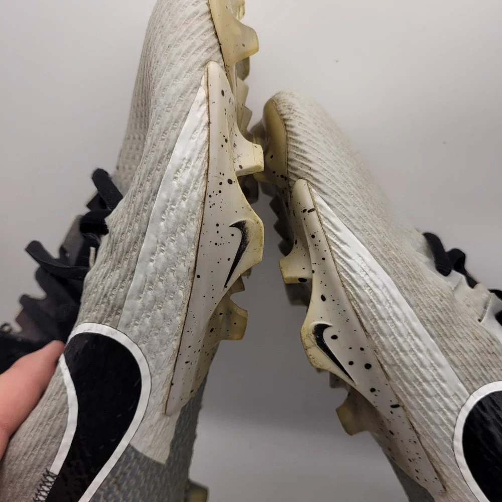 Nike Vapor Edge Pro 360 Grey Black Football Cleats DA5455-002 Mens 9.5